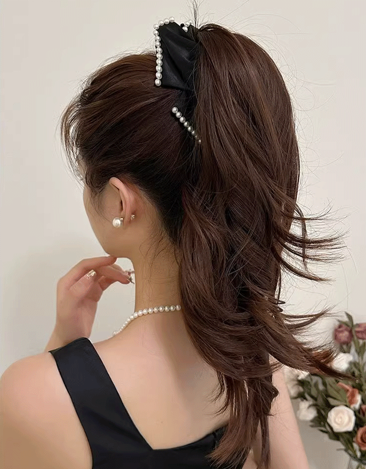Women's Hepburn style glitter ribbon hair clip