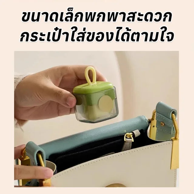Super sticky sticky roller that can be washed