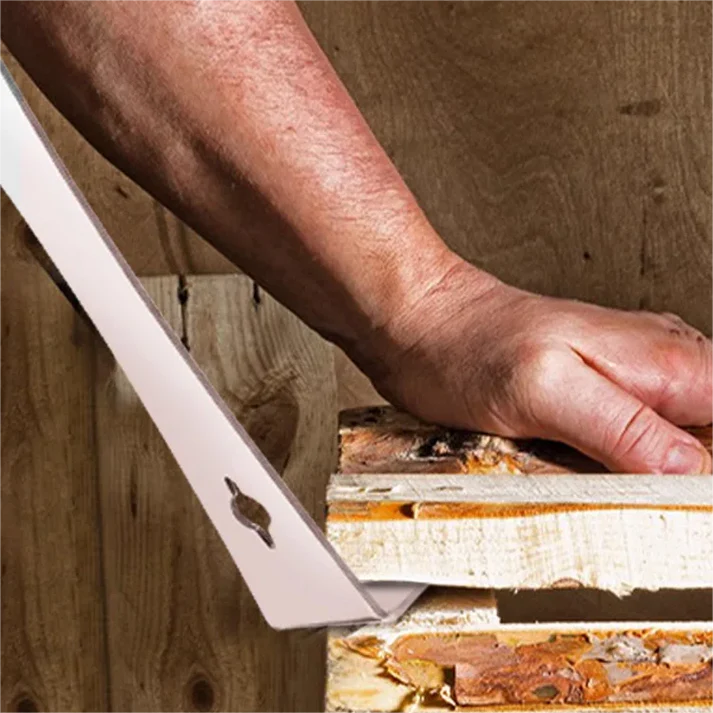 Honey cutter, crowbar, scraper 3 in 1 tool