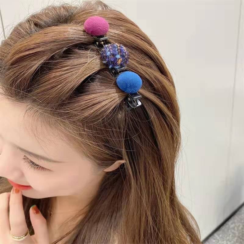 Double-Layer Retro Hairball Hair Clip